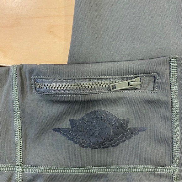 Jordan Brand Wmns Legging - Picture 10 of 11